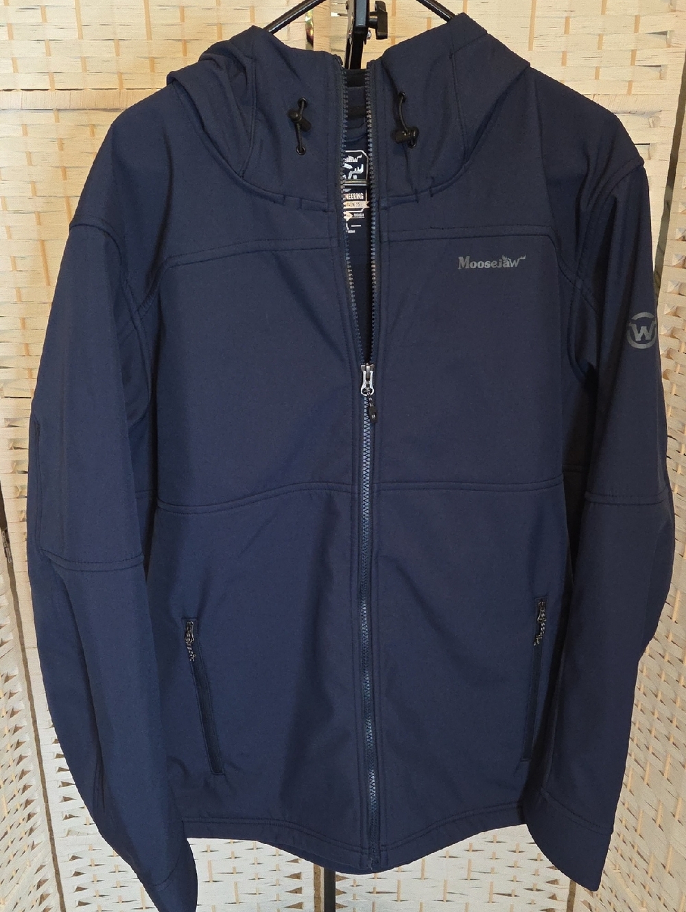 Moosejaw Men's Dark Navy Hooded Softshell Jacket